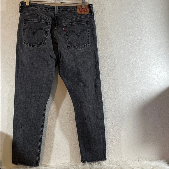 LEVI’S High Rise Button Fly Denim Jeans Raw Hem Size 32 - Picture 4 of 10